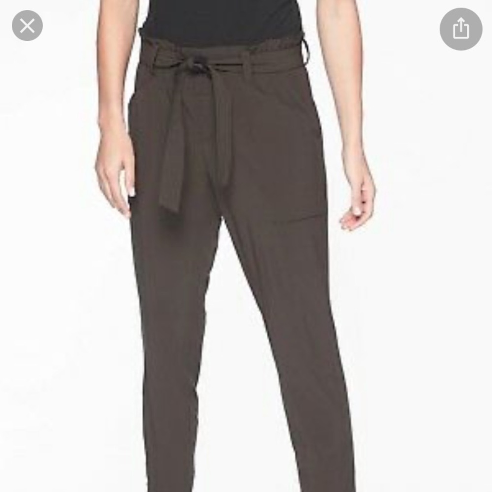 Athleta Skyline Pants Arbor Olive size 10